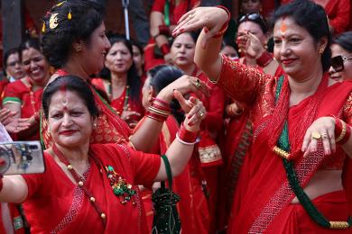 ‘सामाजिक सञ्जालमै तीज रमाइलो’
